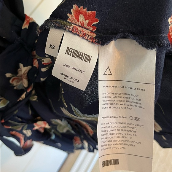 Reformation kimono sleeves wrap dress - Picture 3 of 5